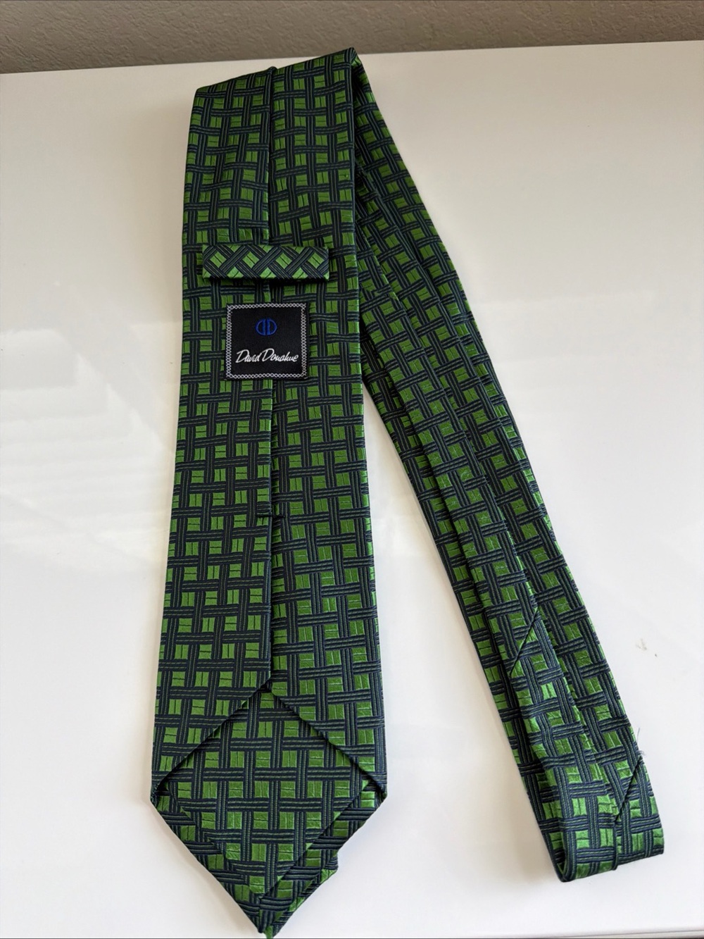 David Donahue Geometric Green Men’s Silk Neck Tie Made In USA 58”